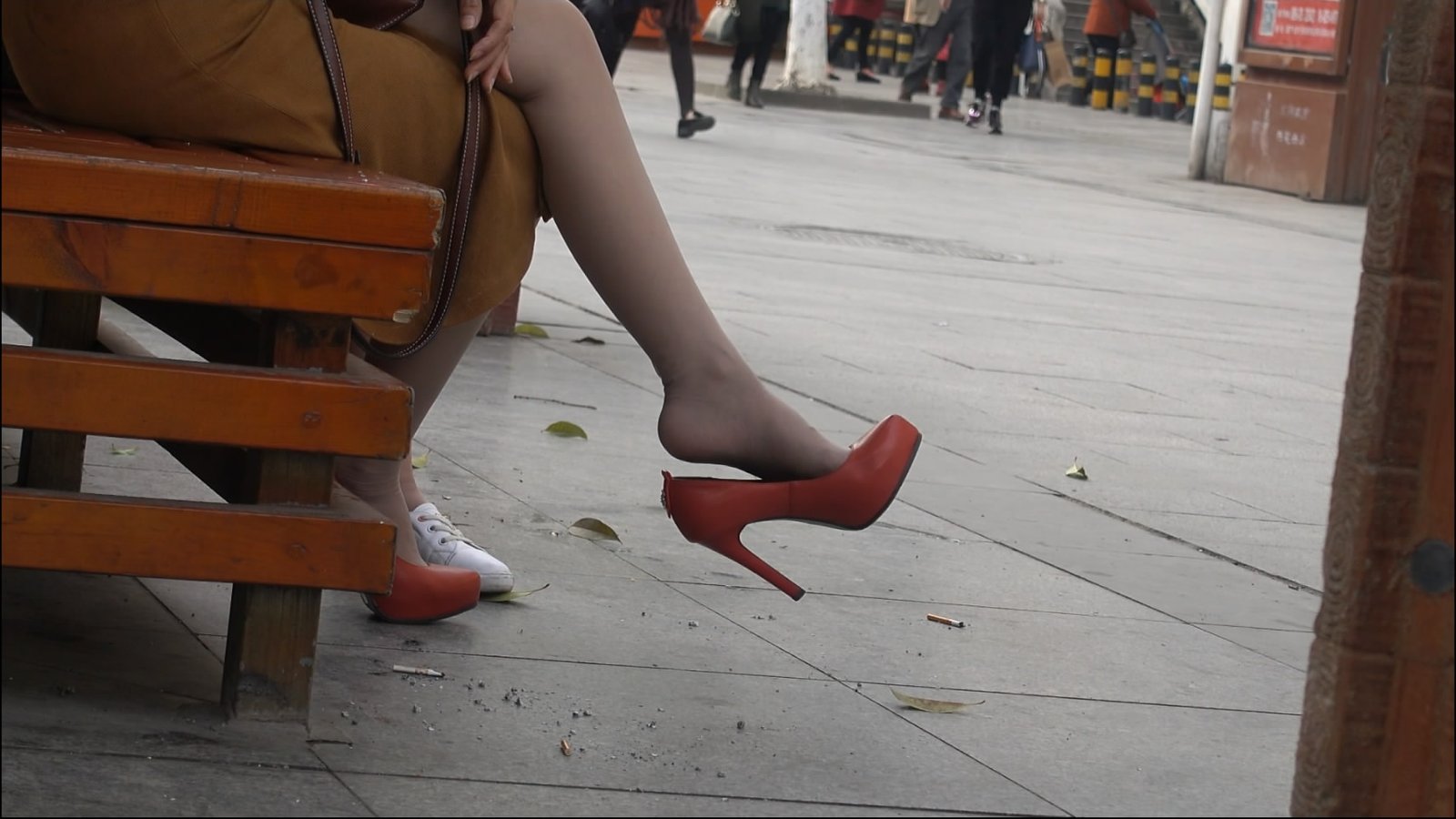 streetsnapdangl[00 01 36][20181201 001955 0]